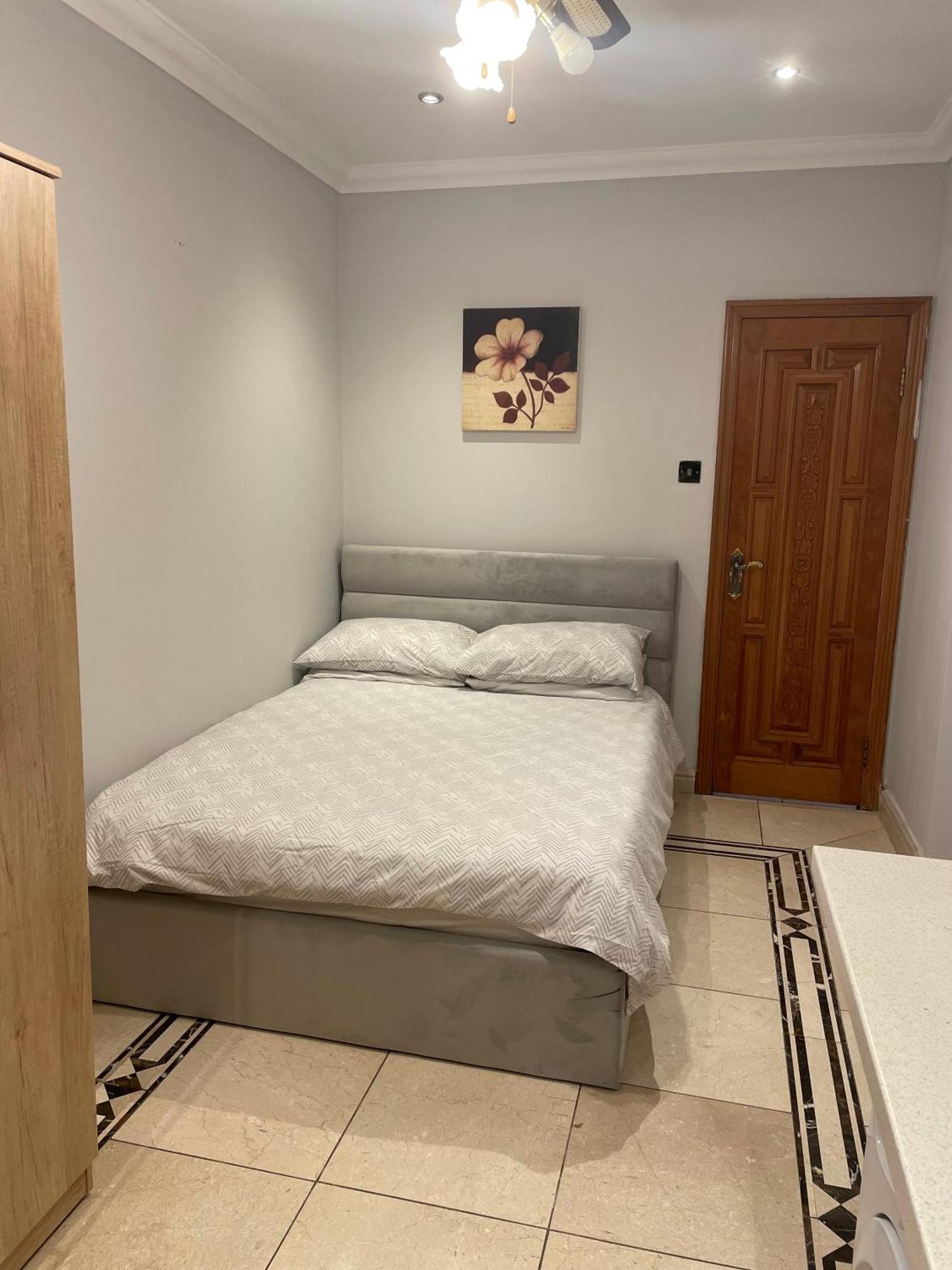 North London Studio Apartment Eksteriør bilde