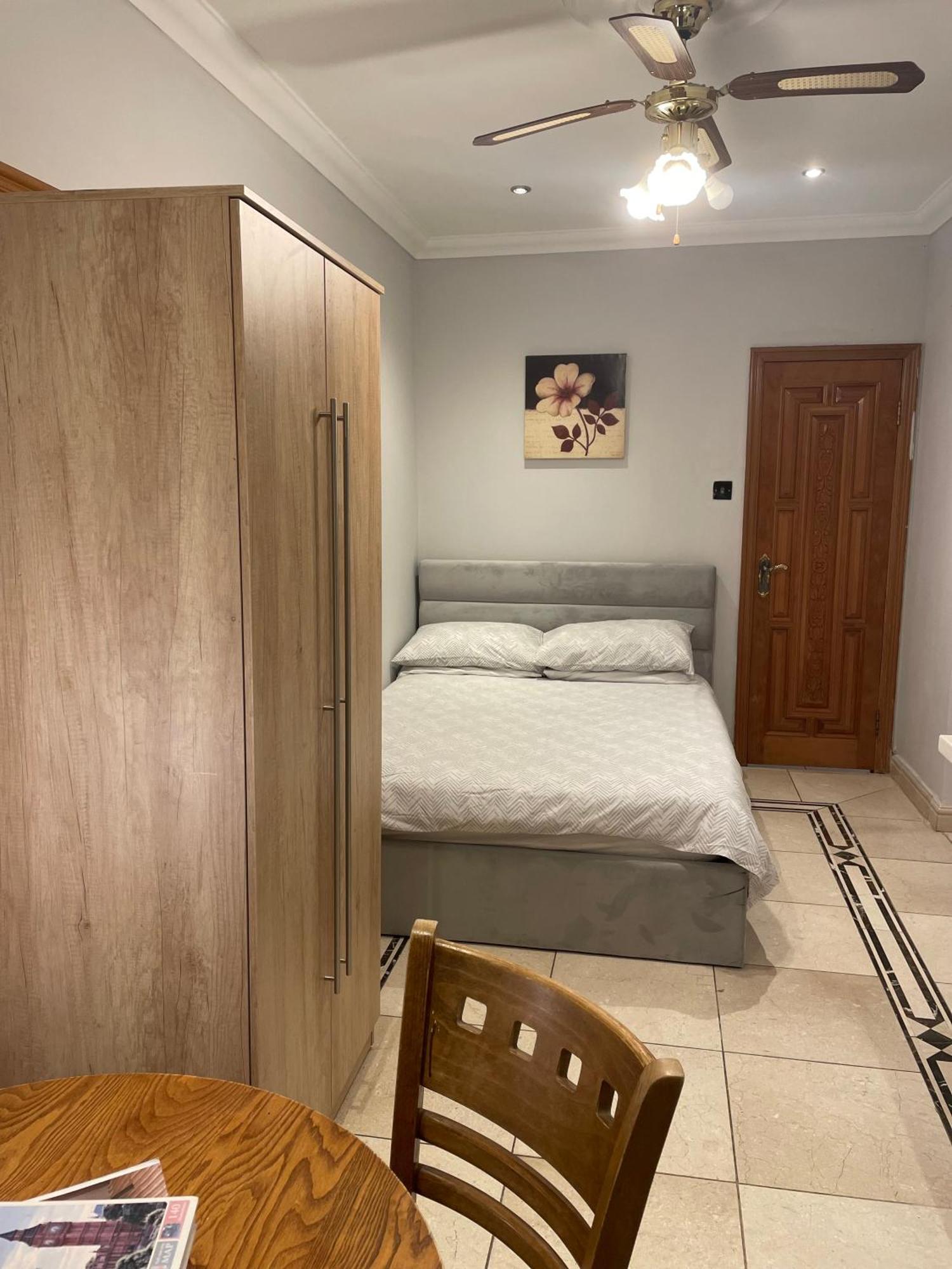 North London Studio Apartment Eksteriør bilde
